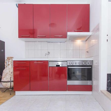 Red Valentino Apartment Split Exterior photo
