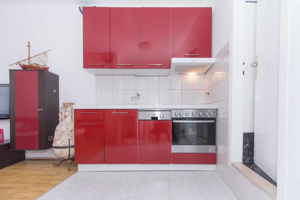 Red Valentino Apartment Split Exterior photo